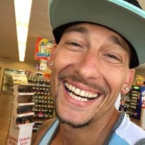 Meet your Posher, Aaron